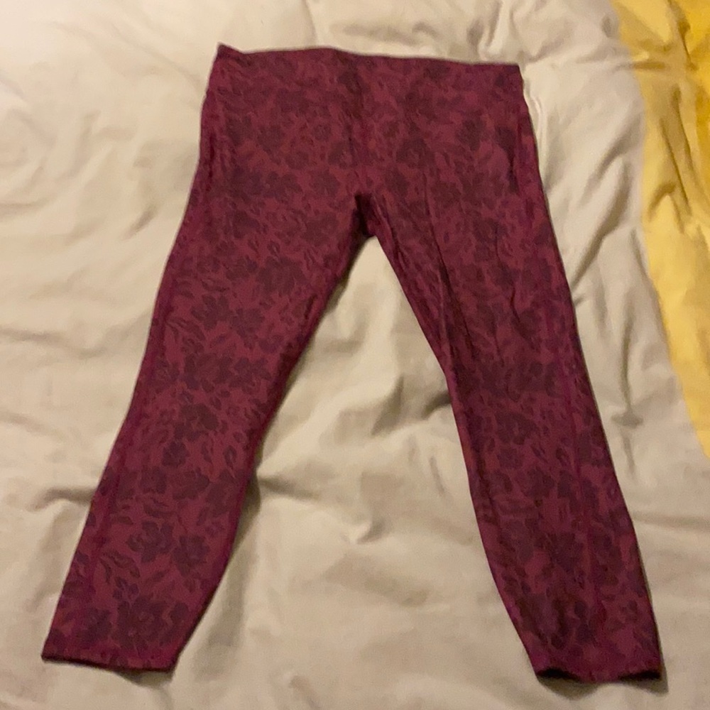 NWOT Fabletics Leggings